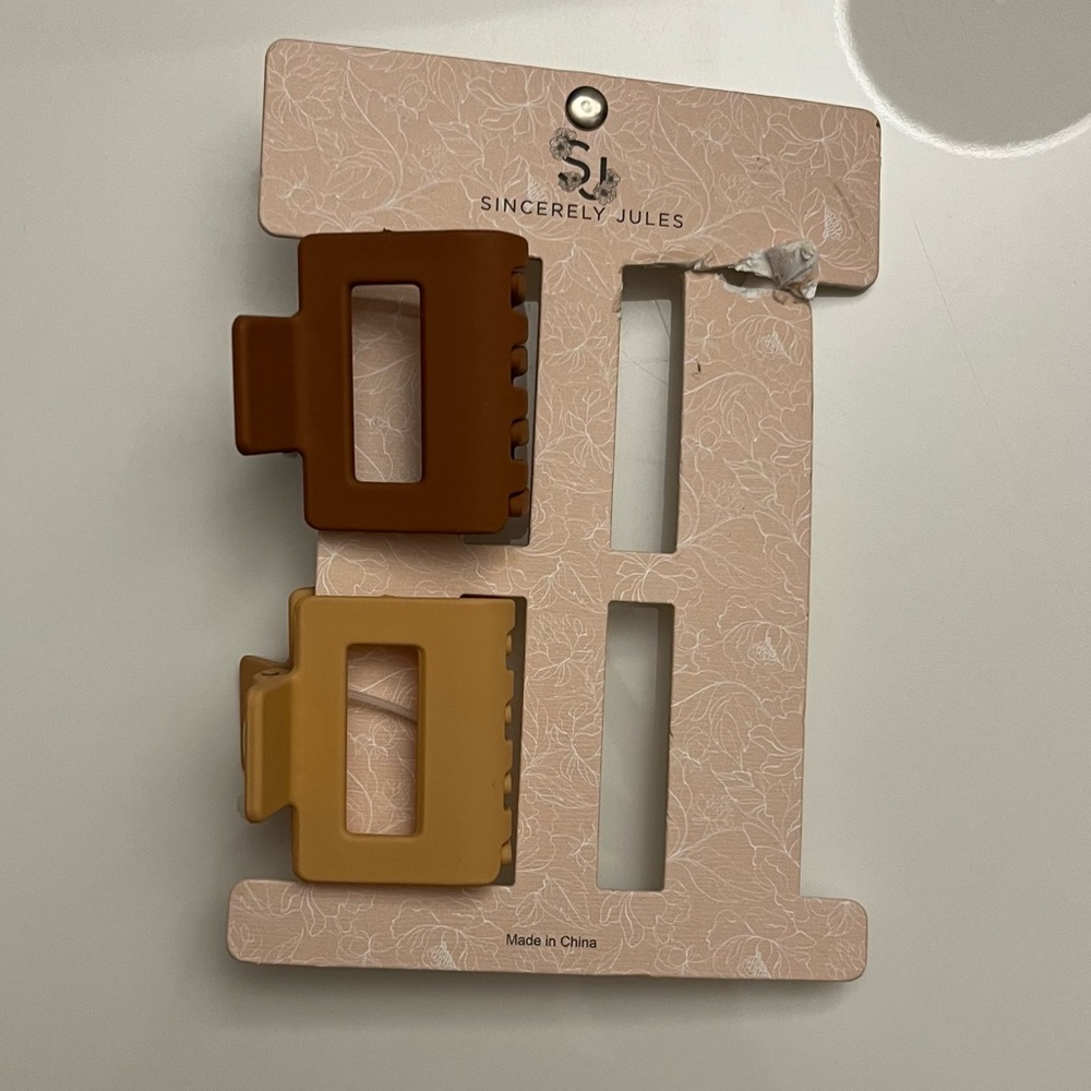 NEW hair clips